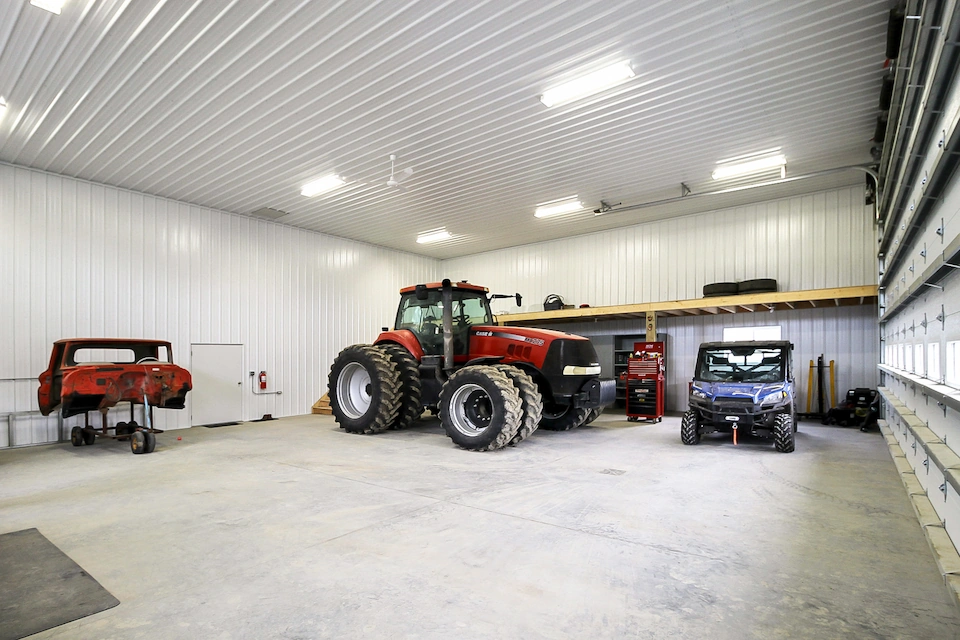 Insulated farm workshop with mezzanine