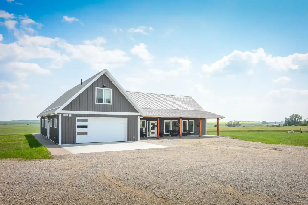 Post Frame Building Bungalow Home In The Countryside